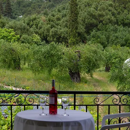 아파트 Kalami Studios